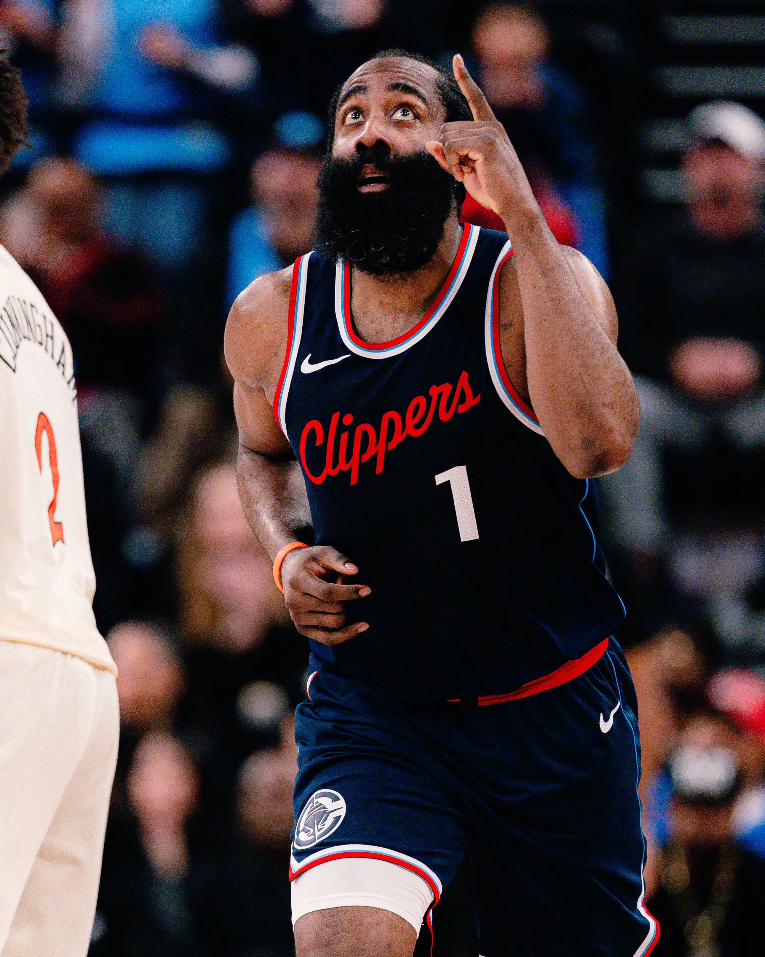 哈登回归赛场，势不可挡首场状态亮眼，公牛观众沸腾！的简单介绍-爱游戏官网入口